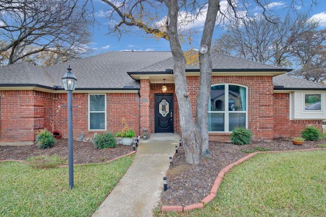 304 Whittier Street, Highland Village, TX 75077