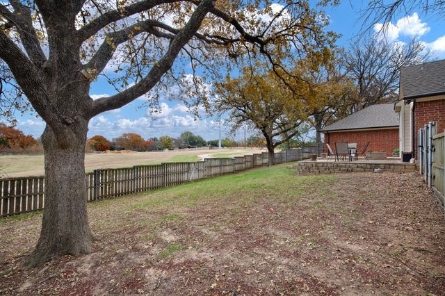 304 Whittier Street, Highland Village, TX 75077
