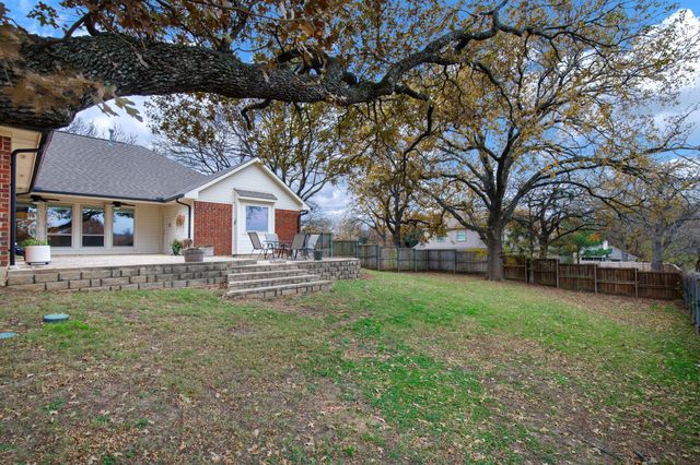 304 Whittier Street, Highland Village, TX 75077