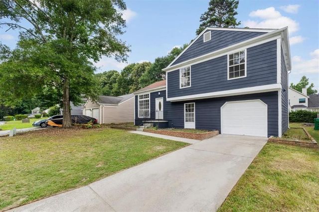 6653 Eastbriar Drive, Lithonia, GA 30058