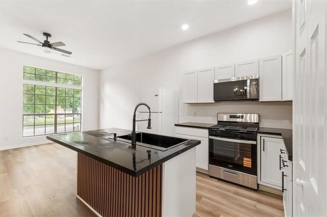 6653 Eastbriar Drive, Lithonia, GA 30058