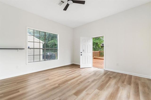 6653 Eastbriar Drive, Lithonia, GA 30058