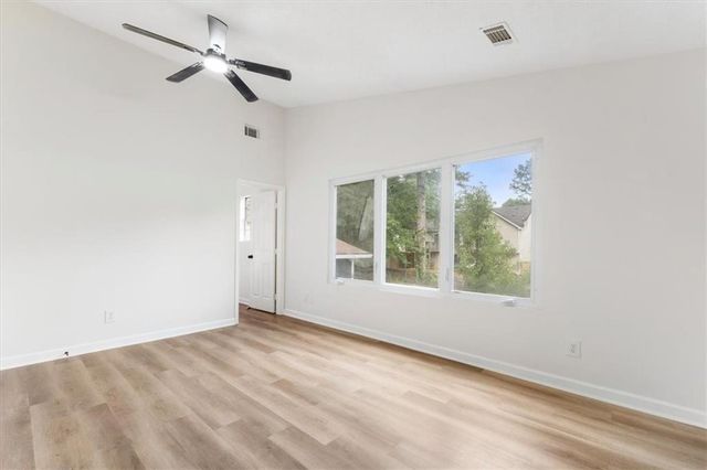 6653 Eastbriar Drive, Lithonia, GA 30058