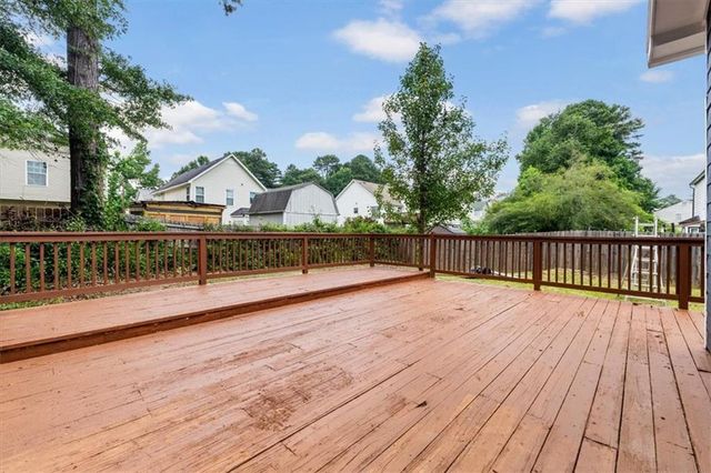 6653 Eastbriar Drive, Lithonia, GA 30058