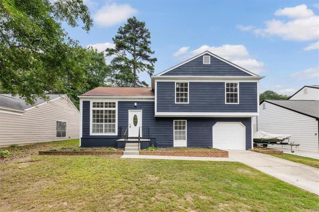 6653 Eastbriar Drive, Lithonia, GA 30058