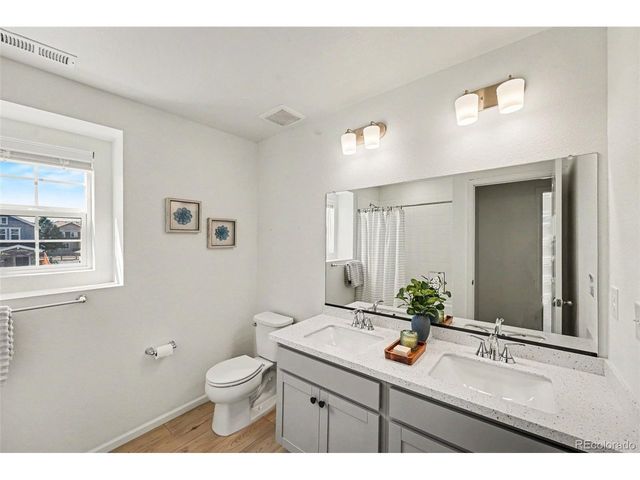 4575 Meadow Dr, Dacono, CO 80514