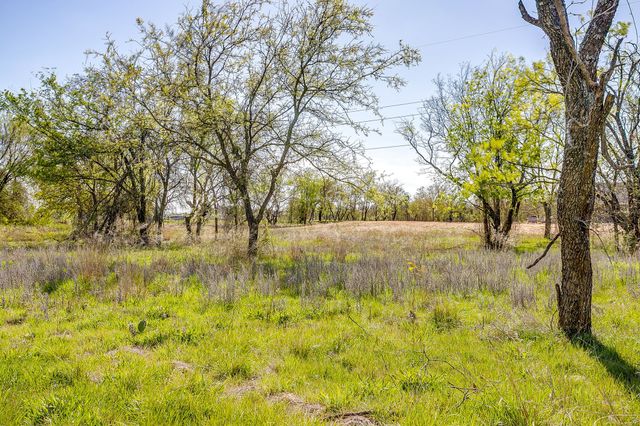 113 Dan Russell Bend, Weatherford, TX 76087
