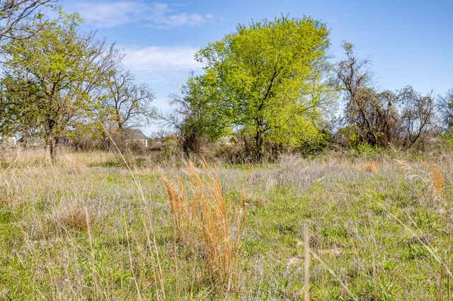 113 Dan Russell Bend, Weatherford, TX 76087