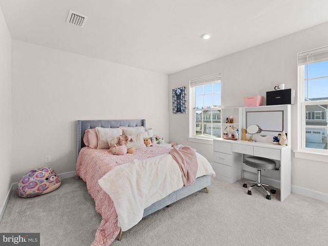 85 PRESLEY WAY, Williamstown, NJ 08094