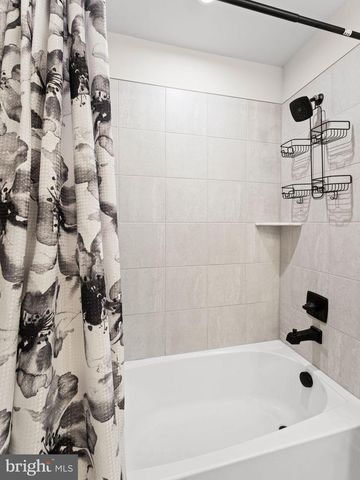 85 PRESLEY WAY, Williamstown, NJ 08094