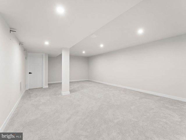 85 PRESLEY WAY, Williamstown, NJ 08094