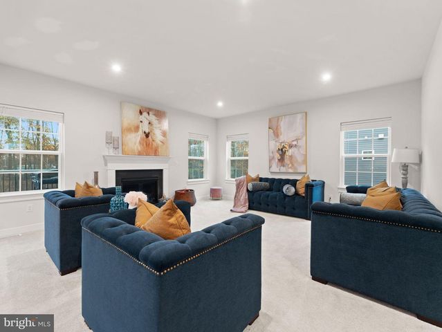 85 PRESLEY WAY, Williamstown, NJ 08094