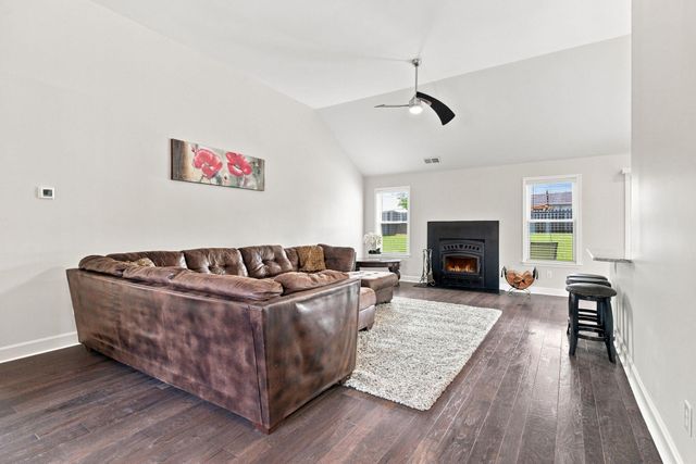 568 Southbrook Drive, Nicholasville, KY 40356