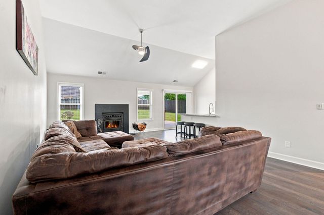 568 Southbrook Drive, Nicholasville, KY 40356