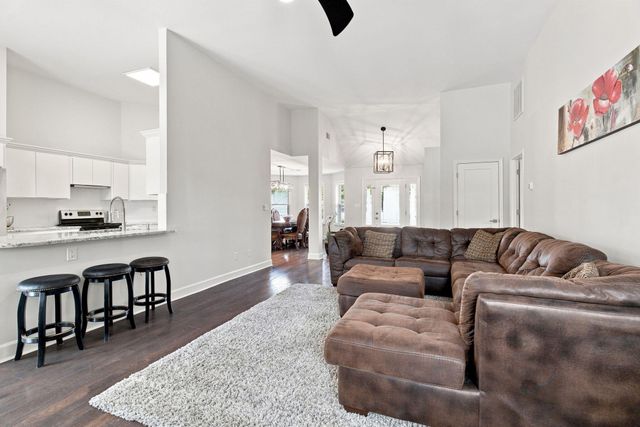 568 Southbrook Drive, Nicholasville, KY 40356