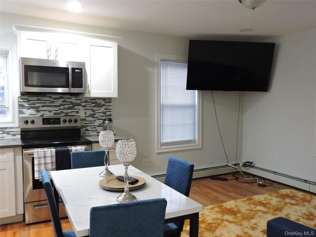 194-00 112th Road, Saint Albans, NY 11412