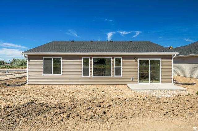 1068 N SUMMIT VIEW DR, Harrisville, UT 84404