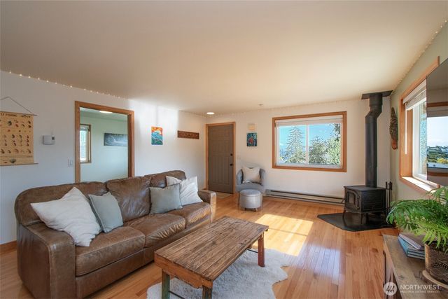 2028 W 5th Street, Port Angeles, WA 98363