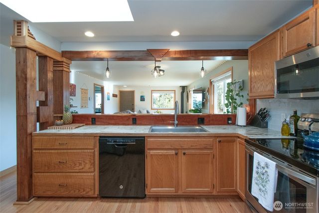 2028 W 5th Street, Port Angeles, WA 98363