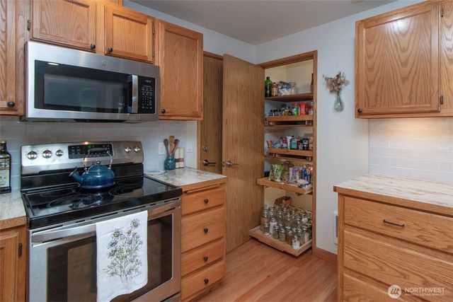2028 W 5th Street, Port Angeles, WA 98363