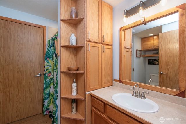 2028 W 5th Street, Port Angeles, WA 98363