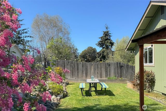 2028 W 5th Street, Port Angeles, WA 98363