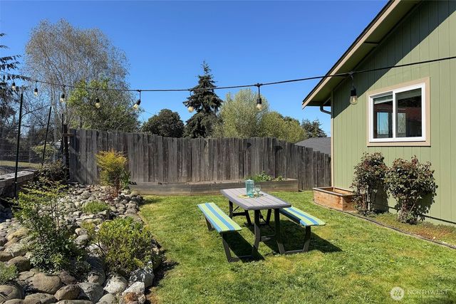 2028 W 5th Street, Port Angeles, WA 98363