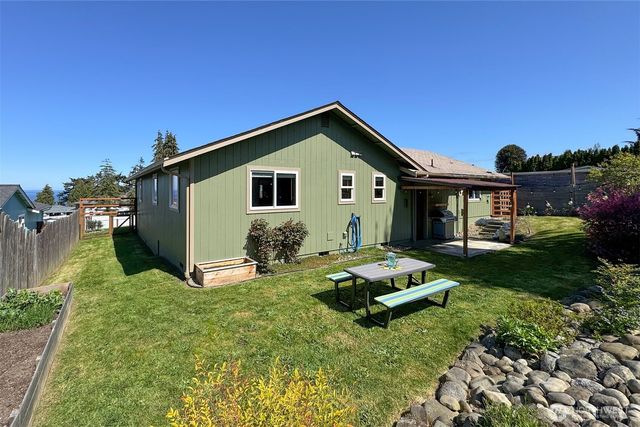 2028 W 5th Street, Port Angeles, WA 98363