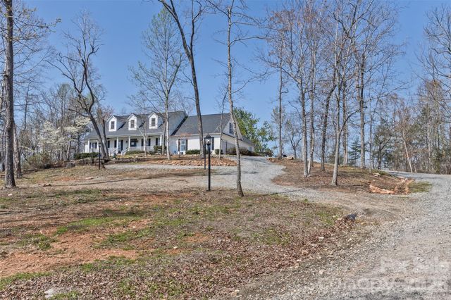 378 Collinsville Road, Columbus, NC 28722