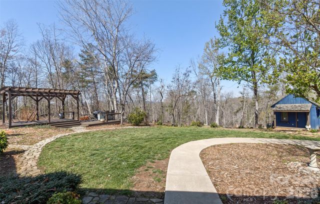 378 Collinsville Road, Columbus, NC 28722
