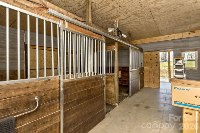 378 Collinsville Road, Columbus, NC 28722
