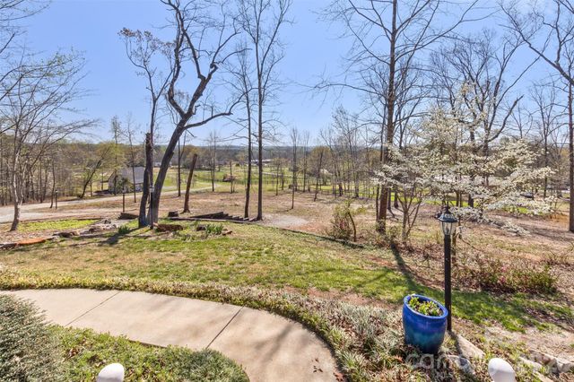 378 Collinsville Road, Columbus, NC 28722