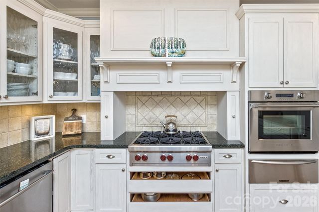 378 Collinsville Road, Columbus, NC 28722