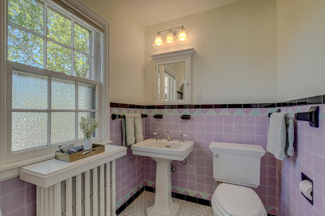 1745 Eleanor Avenue, Saint Paul, MN 55116
