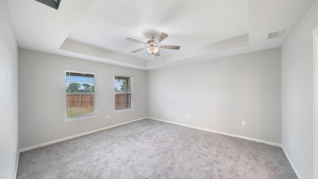 207 E Mccoulskey Street, Terrell, TX 75160