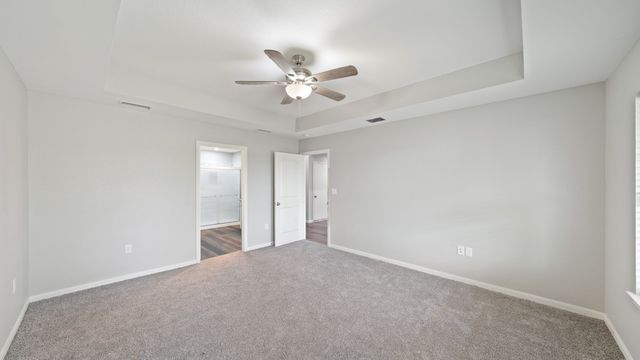 207 E Mccoulskey Street, Terrell, TX 75160