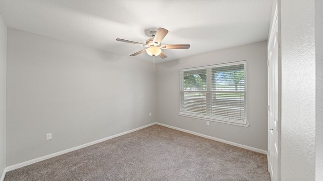 207 E Mccoulskey Street, Terrell, TX 75160