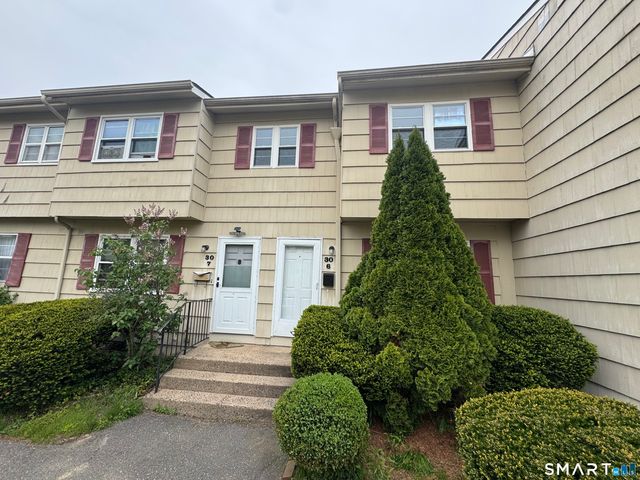 30 Round Tree Drive 6, Naugatuck, CT 06770