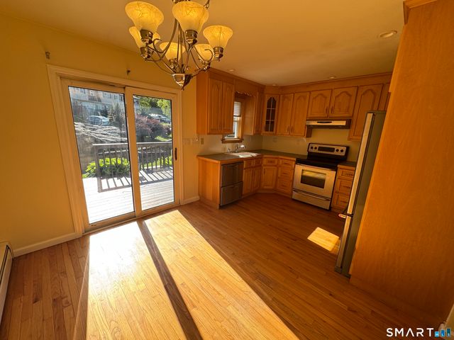 30 Round Tree Drive 6, Naugatuck, CT 06770