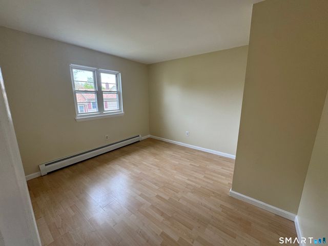 30 Round Tree Drive 6, Naugatuck, CT 06770