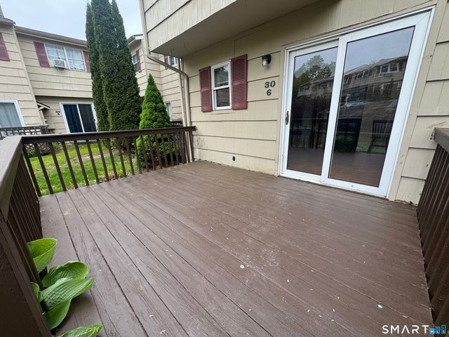 30 Round Tree Drive 6, Naugatuck, CT 06770