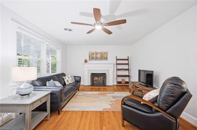 4608 Winston RD, Portsmouth, VA 23703