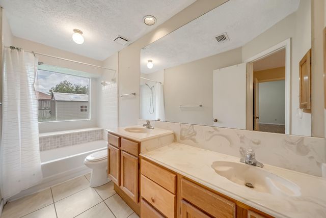 3812 Redbud Drive, La Porte, TX 77571