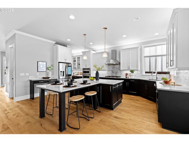 12085 Nw MILLFORD St, Portland, OR 97229