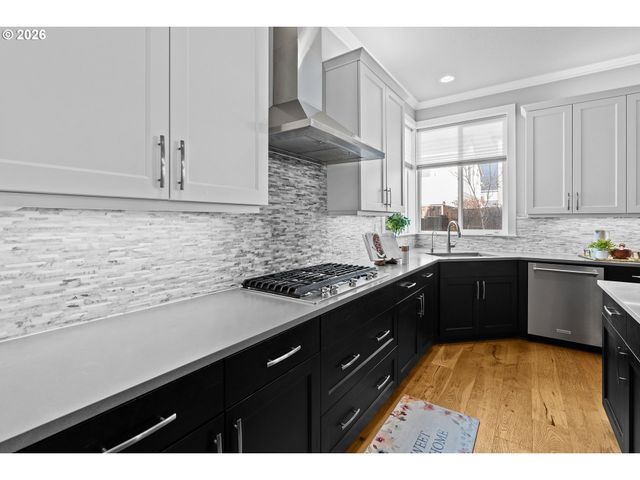 12085 Nw MILLFORD St, Portland, OR 97229