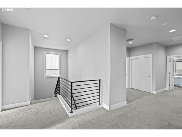 12085 Nw MILLFORD St, Portland, OR 97229