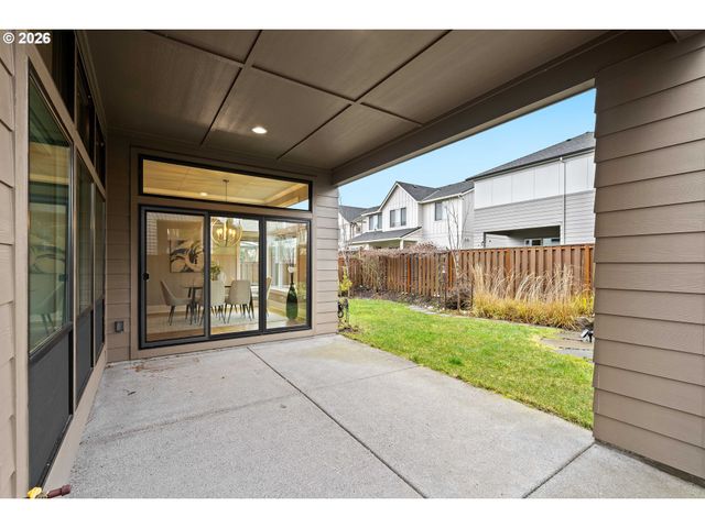 12085 Nw MILLFORD St, Portland, OR 97229