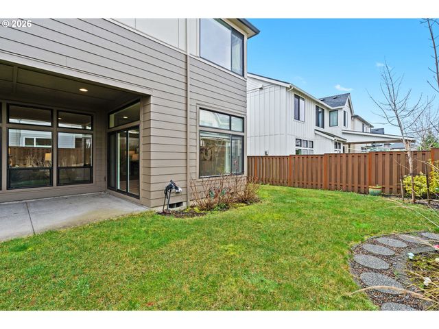 12085 Nw MILLFORD St, Portland, OR 97229