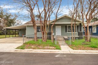 180 Rosetti Street, Biloxi, MS 39530