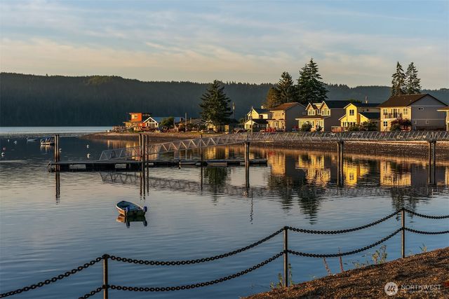 130 N Bennett Lane, Lilliwaup, WA 98555
